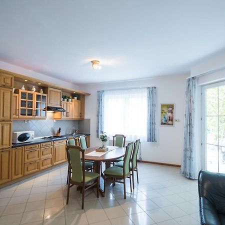 Gyorfi Apartmanhaz Zamárdi Eksteriør bilde