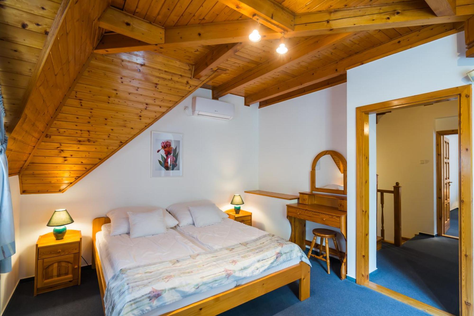 Gyorfi Apartmanhaz Zamárdi Eksteriør bilde